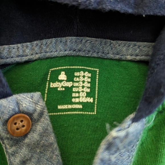 BABY Gap blue and green thick striped hooded footies romper arm patch 3-6 months - Picture 3 of 5